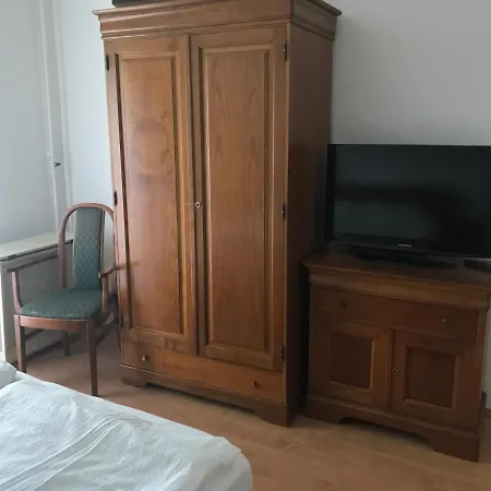 Xenia Apartment